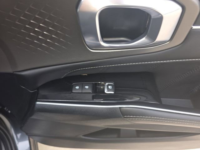 Used 2023 Kia Sorento SX AWD/4WD image 8