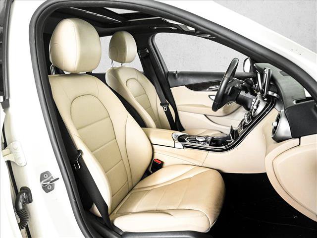 Used 2018 Mercedes-Benz C 300 4MATIC Sedan image 20