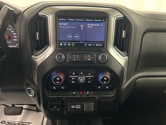 Used 2022 Chevrolet Silverado 2500 LT w/ Convenience Package image 19