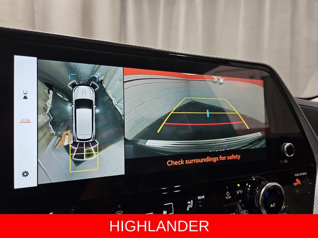 New 2026 Toyota Highlander Platinum image 19