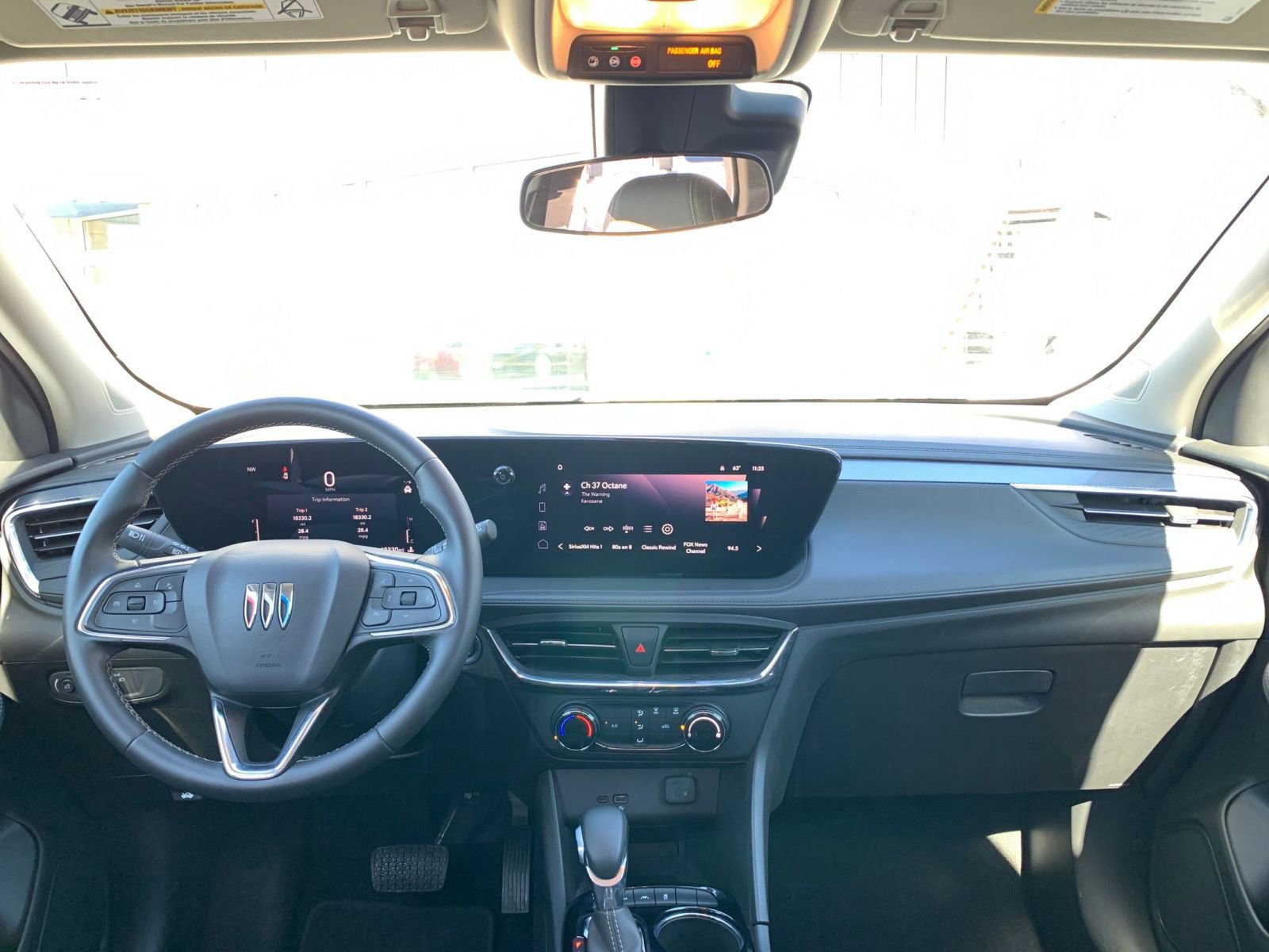 Used 2025 Buick Encore GX Preferred image 32