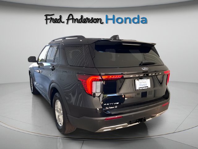 Used 2026 Ford Explorer Active w/ Active Comfort Package RWD image 7