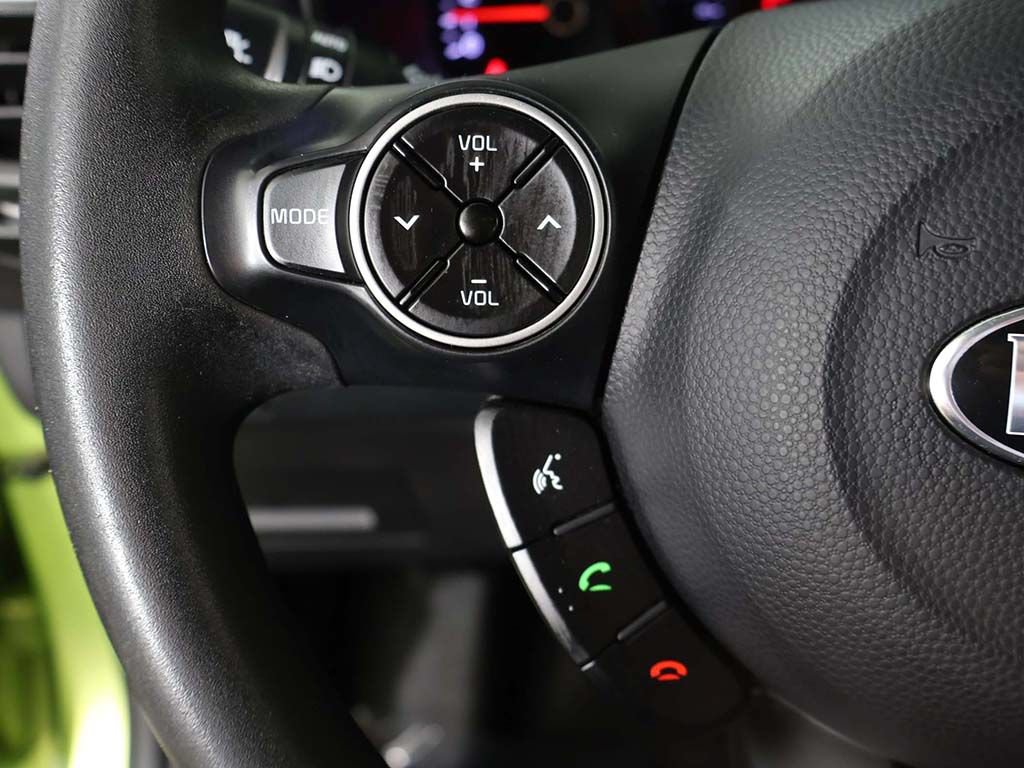 Used 2015 Kia Soul FWD image 35