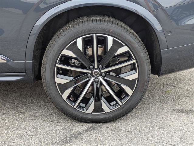 New 2026 Volvo XC90 T8 Plus w/ Protection Package Premier image 6