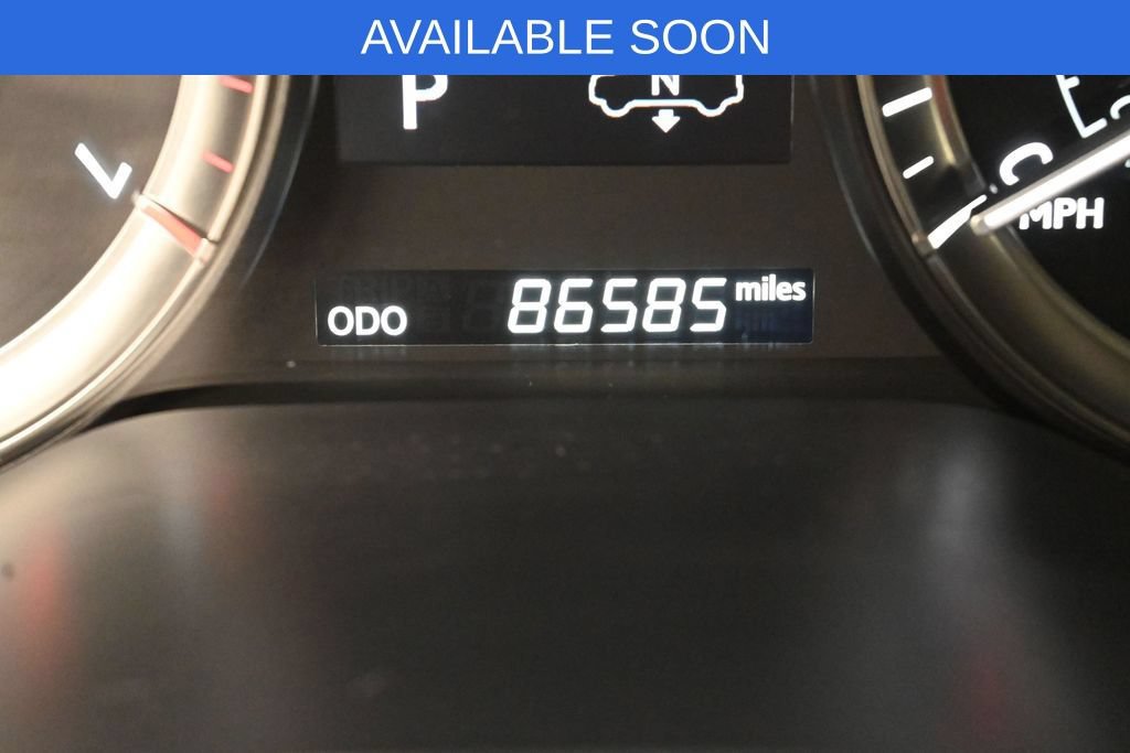 Used 2016 Lexus LX 570 4WD w/ Luxury Package image 21
