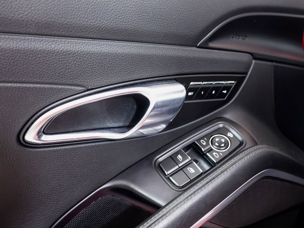 Certified 2018 Porsche 911 Targa 4S image 23