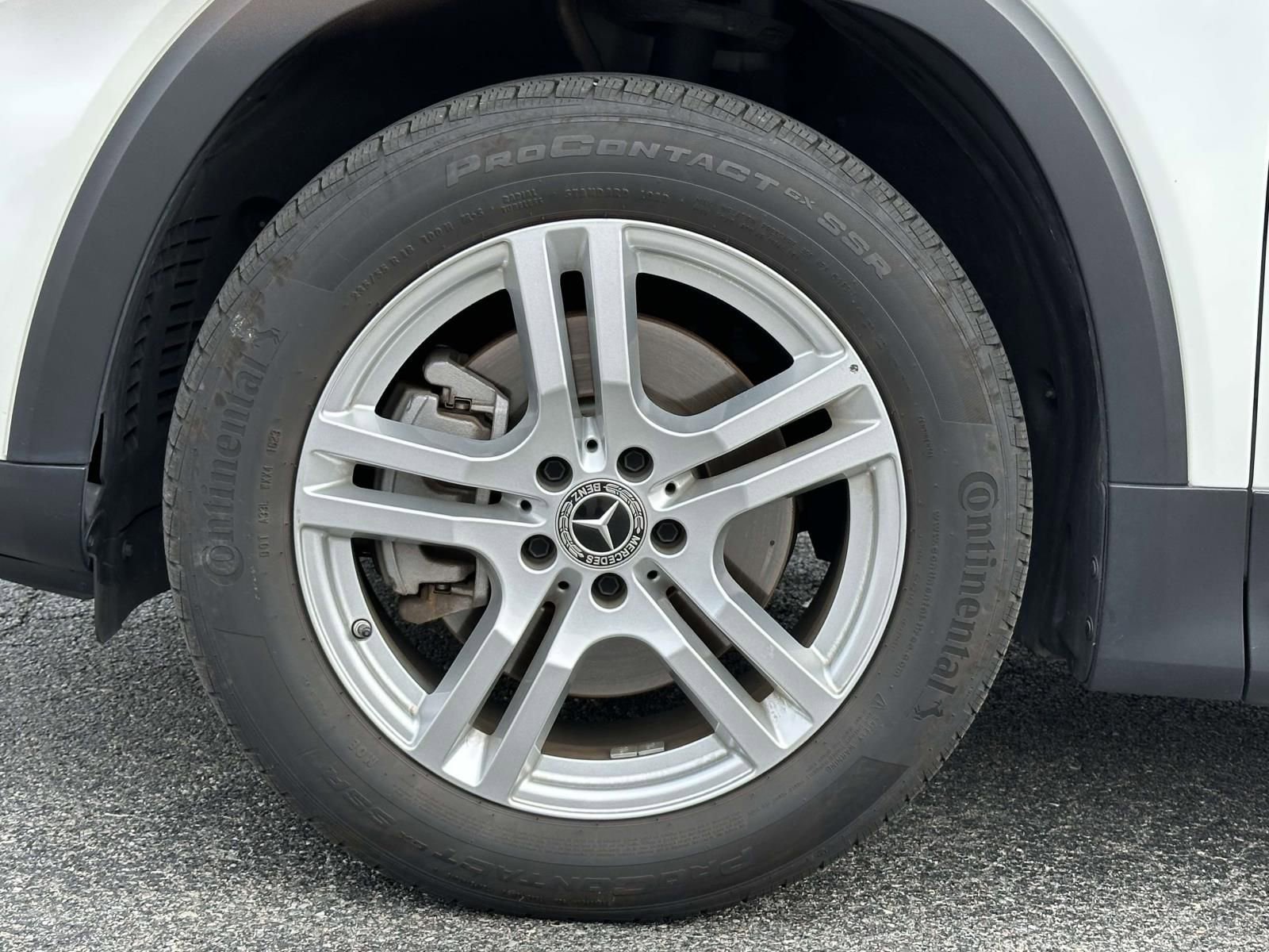 Used 2023 Mercedes-Benz GLB 250 4MATIC image 9