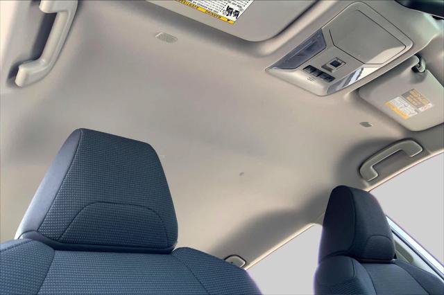 Certified 2025 Toyota RAV4 LE AWD/4WD image 14