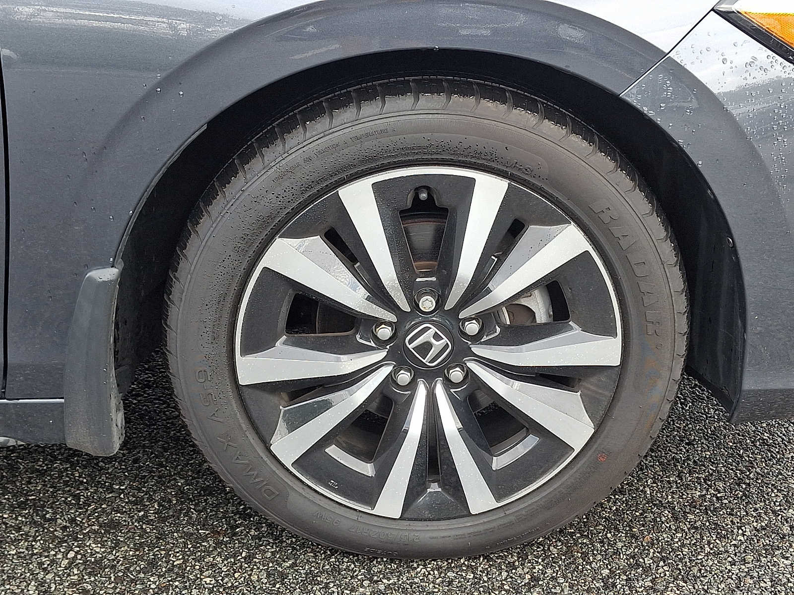 Used 2024 Honda Civic EX-L image 8
