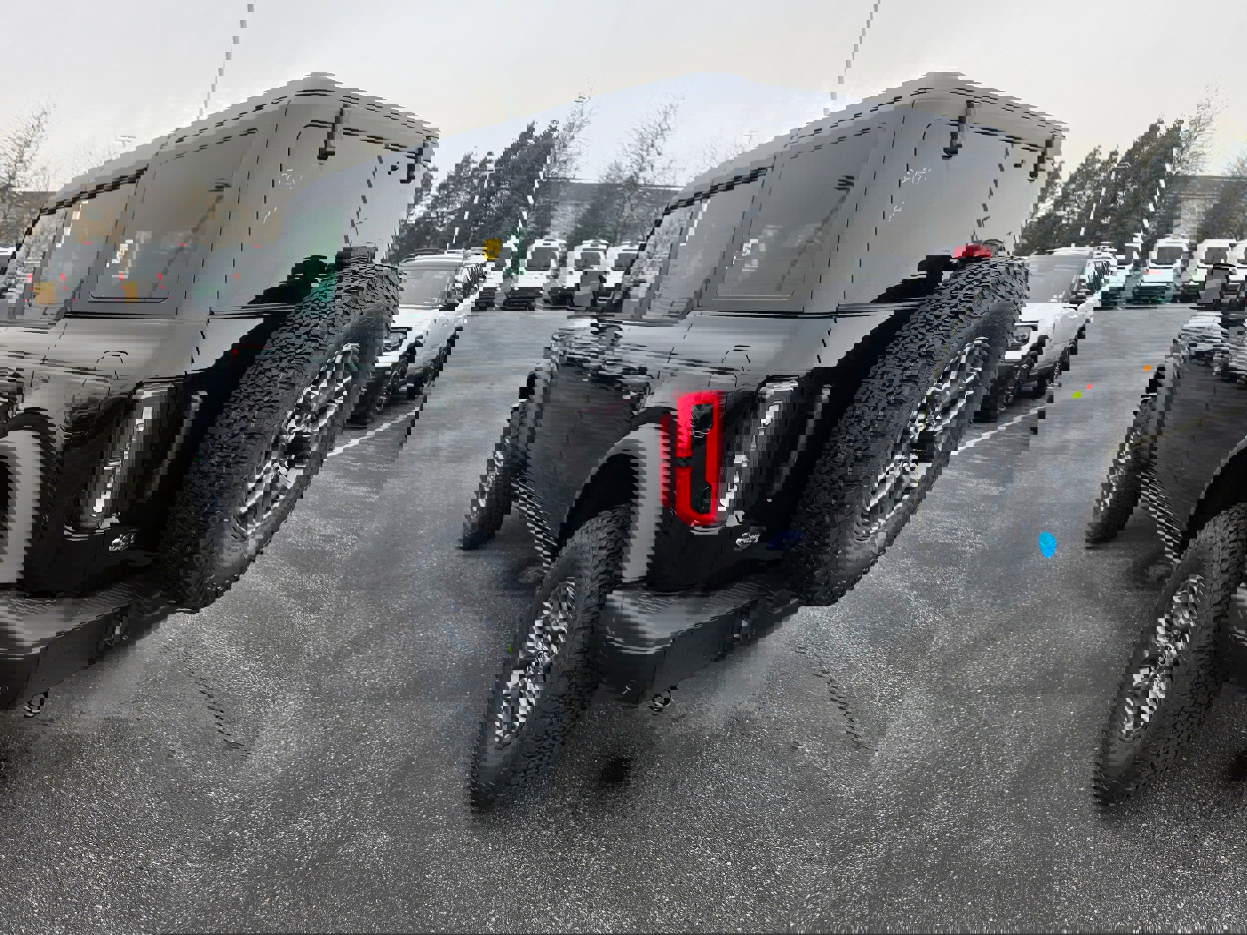 New 2025 Ford Bronco Badlands image 3