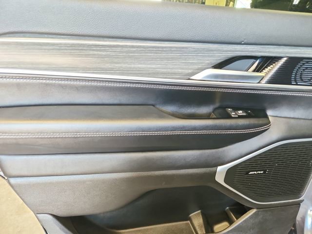 Used 2024 Jeep Wagoneer Series II AWD/4WD image 35