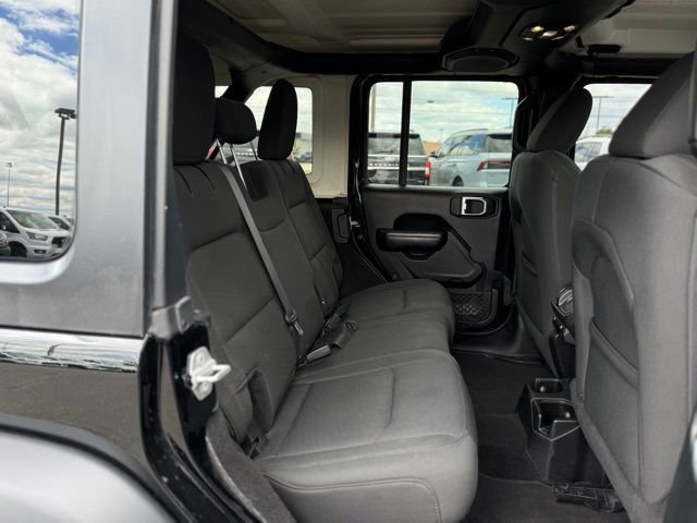 Used 2019 Jeep Wrangler Unlimited Sport AWD/4WD image 17