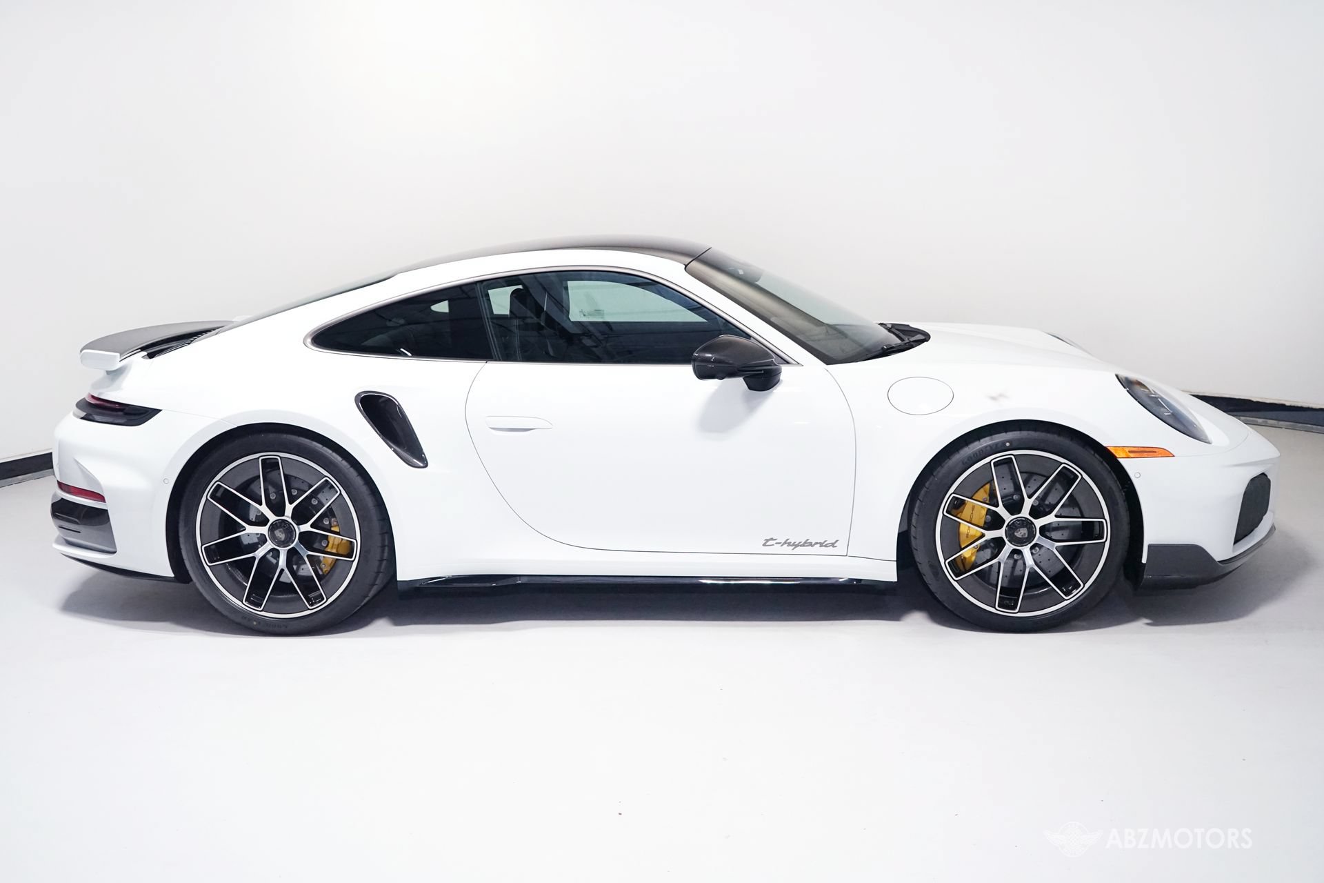 Used 2026 Porsche 911 Turbo S AWD/4WD image 3