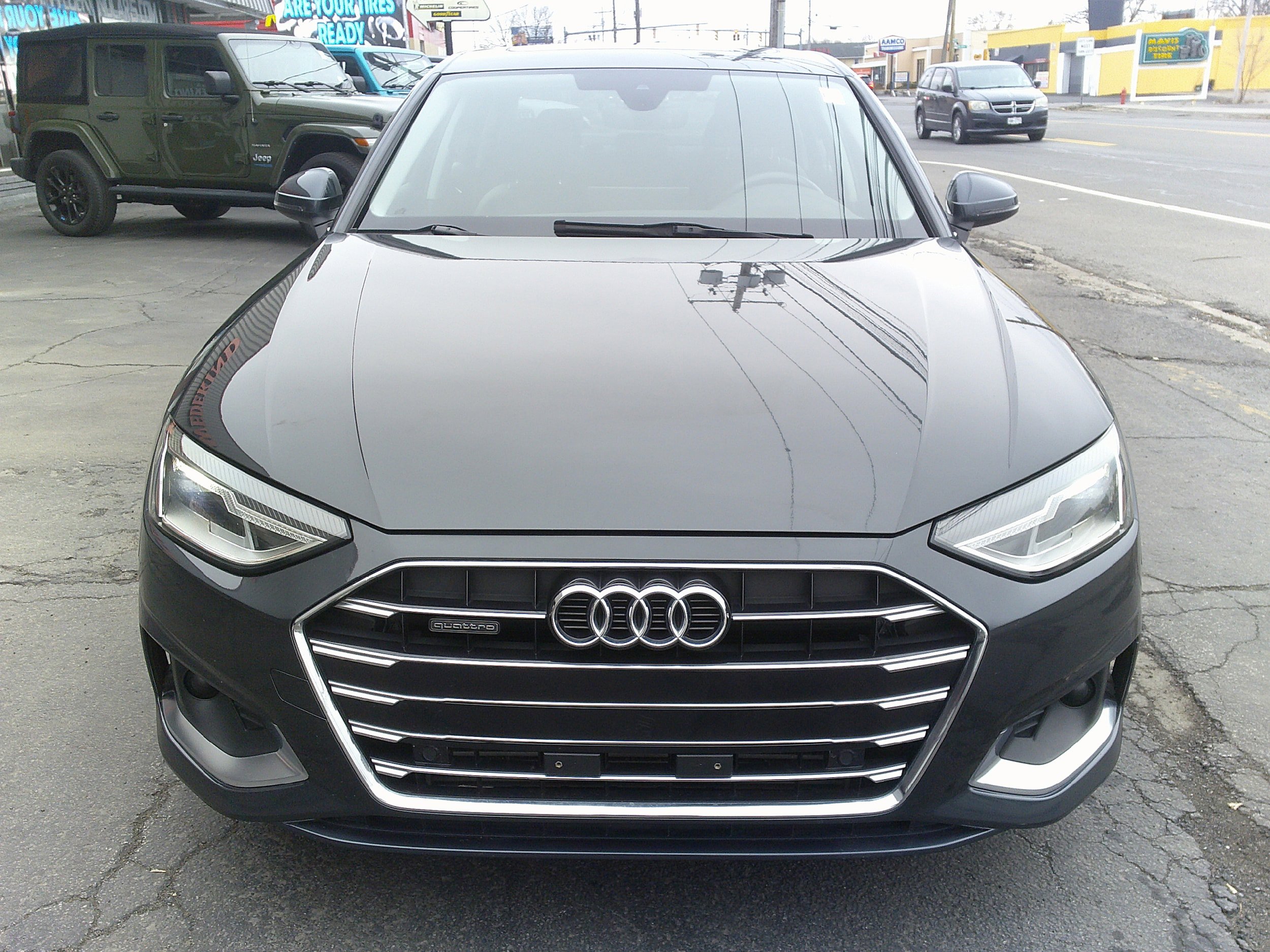 Used 2022 Audi A4 2.0T Premium image 9
