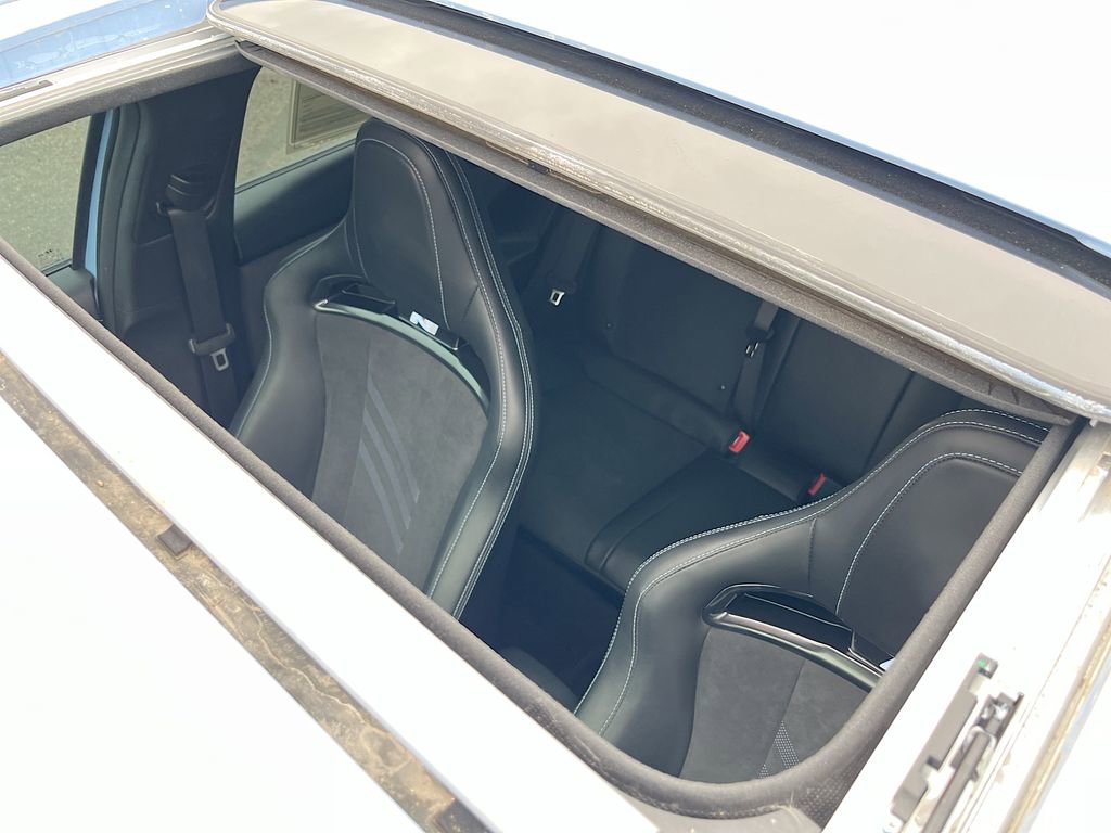Used 2022 Hyundai Elantra N w/ Preferred Accessory Package FWD image 23