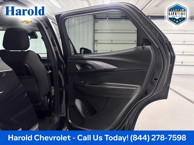 Used 2024 Chevrolet TrailBlazer LT w/ Convenience Package FWD image 8