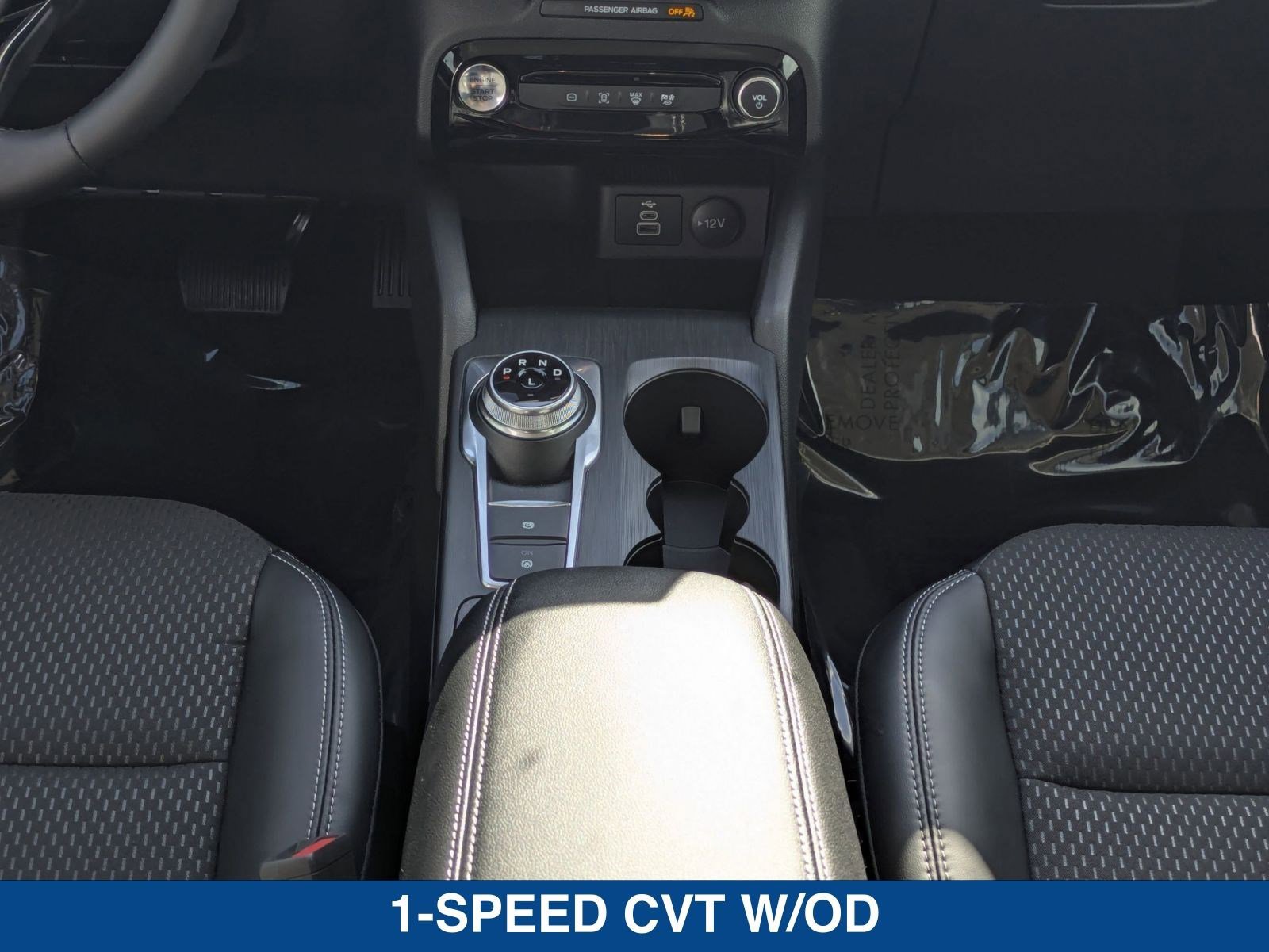 New 2025 Ford Escape SE image 21