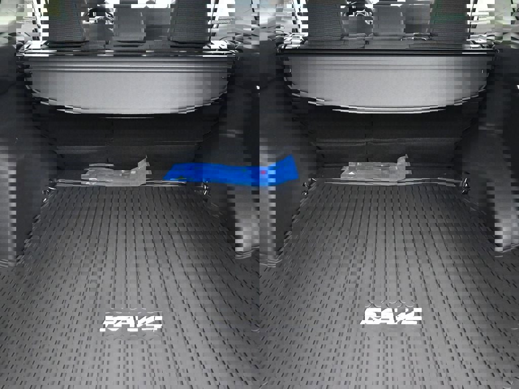 New 2025 Toyota RAV4 LE image 17