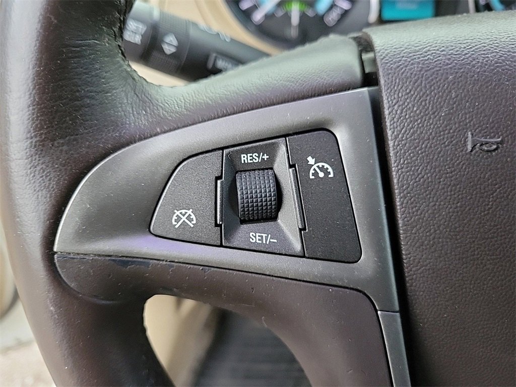 Used 2013 Buick LaCrosse Leather w/ Driver Confidence Package image 21