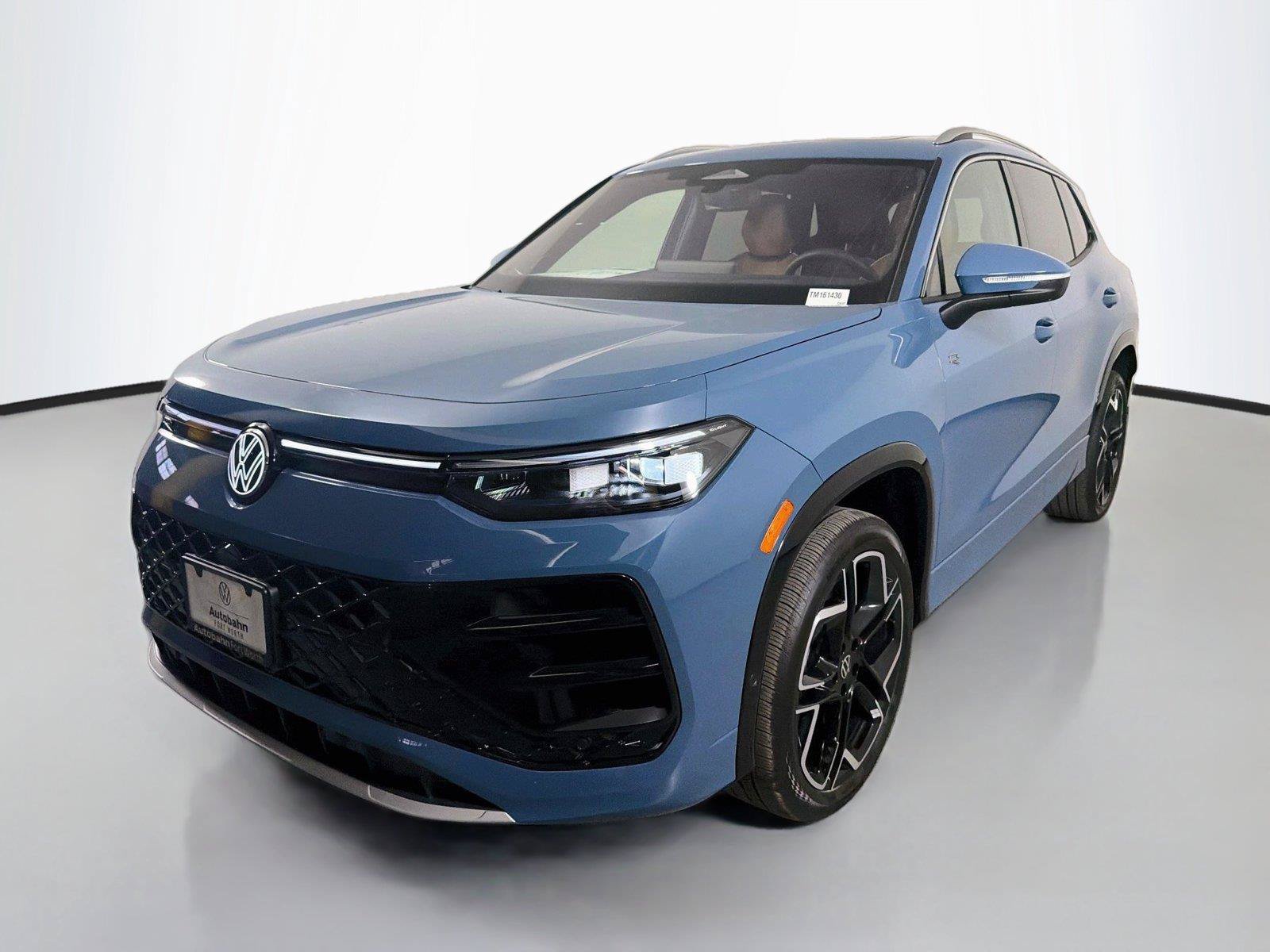 New 2026 Volkswagen Tiguan SEL R-Line