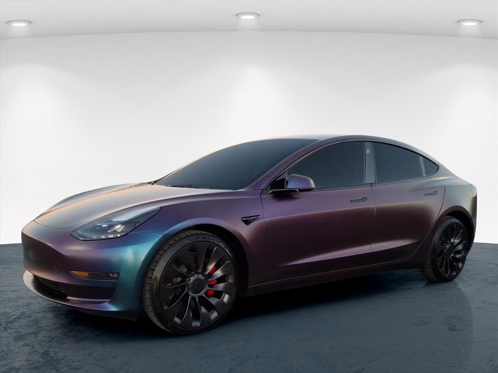 Used 2023 Tesla Model 3 Performance image 2