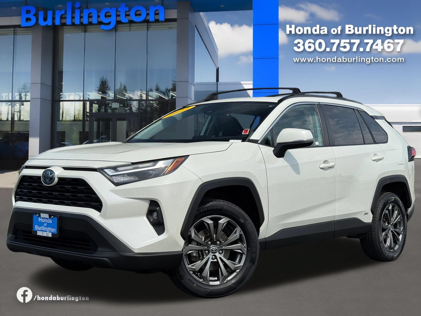 Used 2022 Toyota RAV4 XLE Premium AWD/4WD image 1