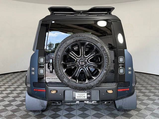 New 2026 Land Rover Defender 110 OCTA AWD/4WD image 7
