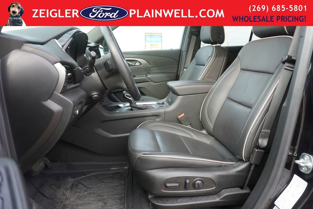 Used 2024 Chevrolet Traverse Premier w/ Redline Edition image 23