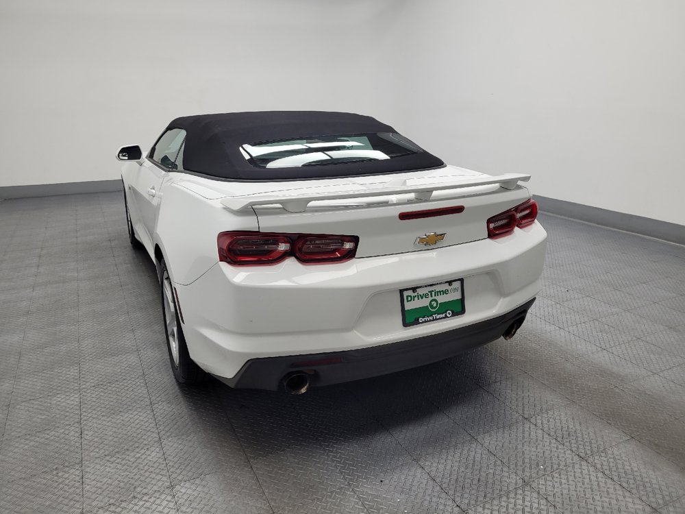 Used 2020 Chevrolet Camaro LT RWD image 6