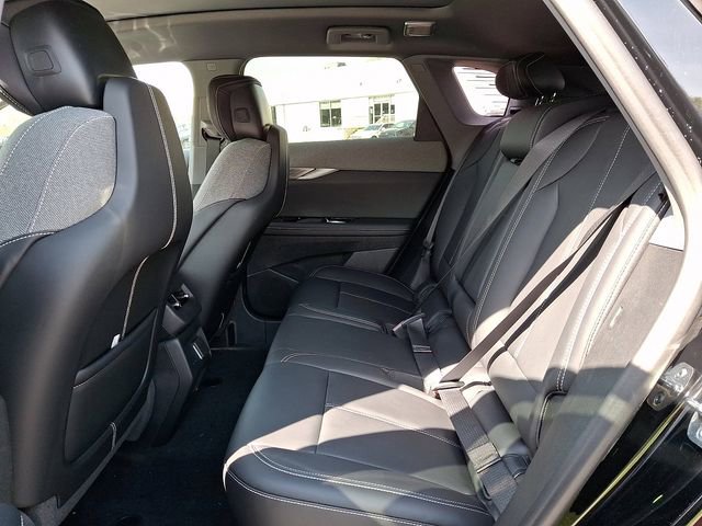 New 2026 Cadillac Optiq Luxury 1 image 5