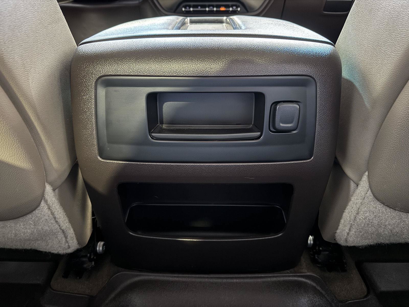Used 2015 Chevrolet Silverado 2500 LTZ w/ Duramax Plus Package AWD/4WD image 15