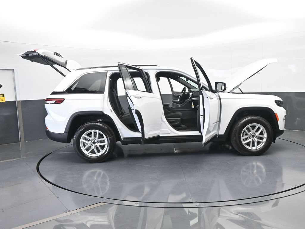 New 2026 Jeep Grand Cherokee Laredo X AWD/4WD image 69