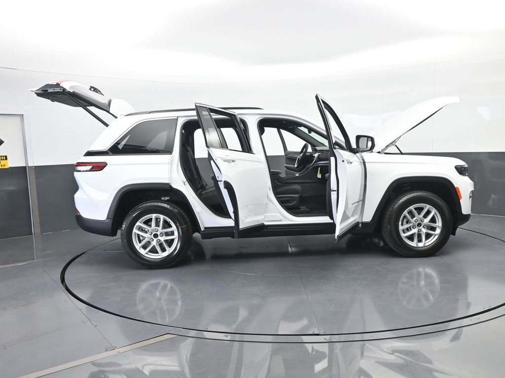 New 2026 Jeep Grand Cherokee Laredo X AWD/4WD image 69