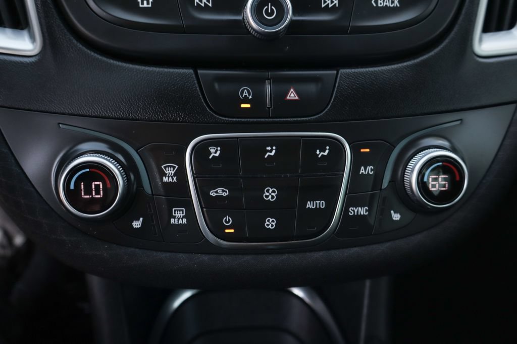 Used 2025 Chevrolet Malibu LT w/ Midnight Edition FWD image 35