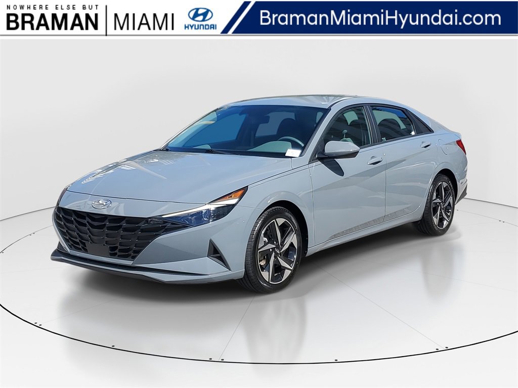 Used 2023 Hyundai Elantra SEL w/ Convenience Package