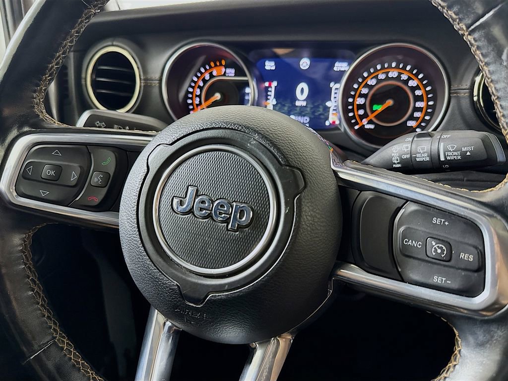 Used 2021 Jeep Wrangler Unlimited Sahara w/ Altitude image 10