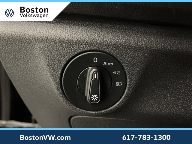 Used 2019 Volkswagen Jetta SE image 18