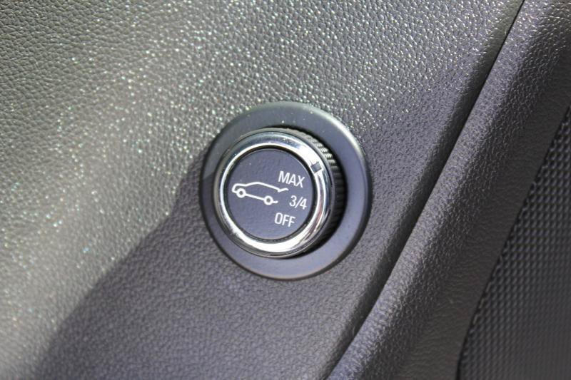 Used 2023 Chevrolet Blazer RS w/ Driver Confidence II Package FWD image 16