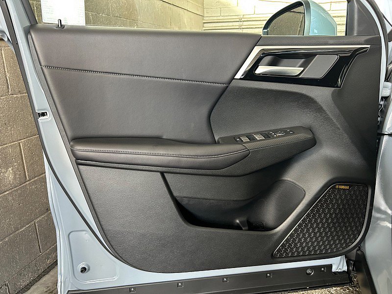 New 2025 Mitsubishi Outlander SE image 18