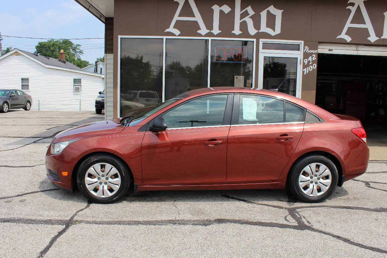 Used 2012 Chevrolet Cruze LS w/ Connectivity Package image 5