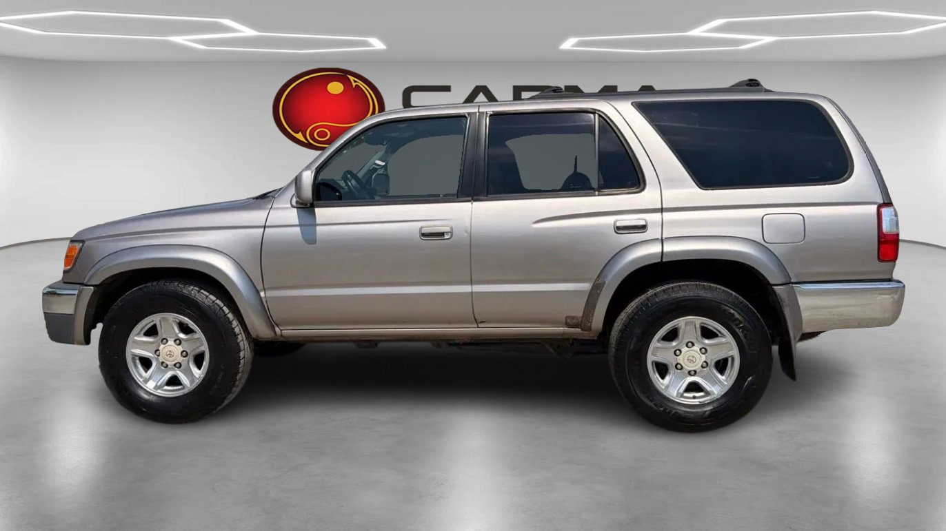 Used 2002 Toyota 4Runner SR5 image 2