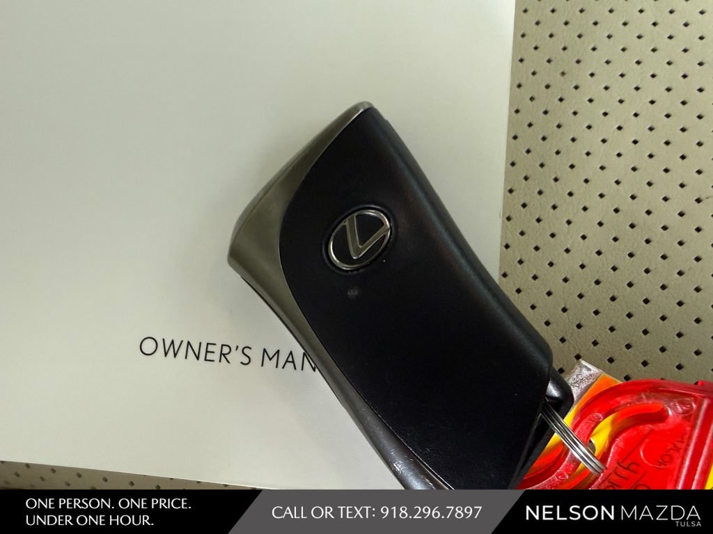 Used 2020 Lexus GX 460 Luxury w/ Luxury Sport Package AWD/4WD image 53