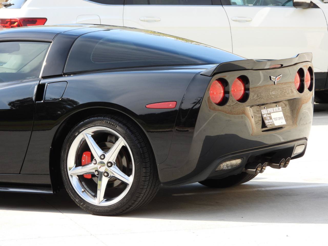 Used 2011 Chevrolet Corvette w/ 3LT w/ Preferred Equipment Group RWD image 24