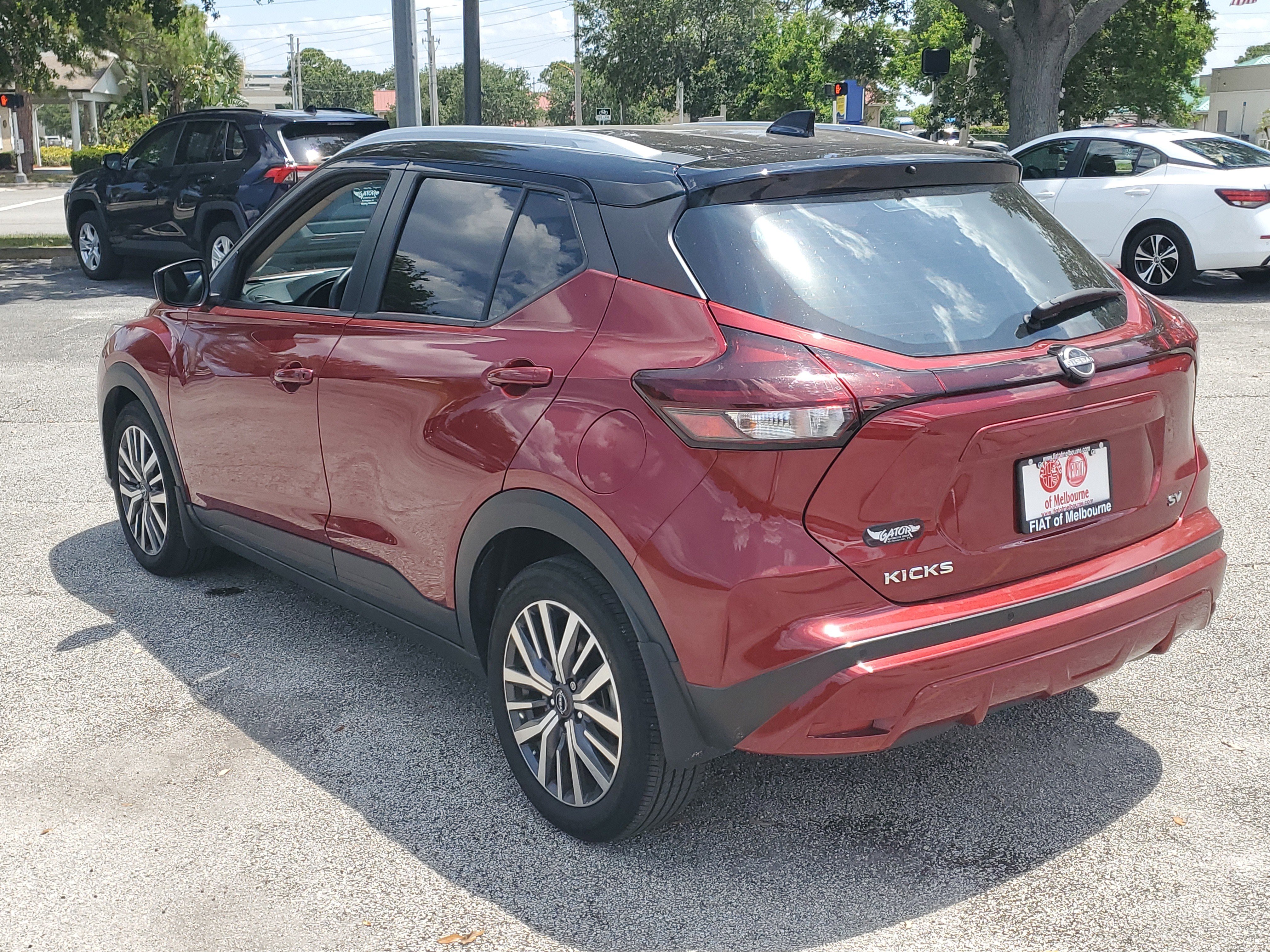 Used 2023 Nissan Kicks SV FWD image 5