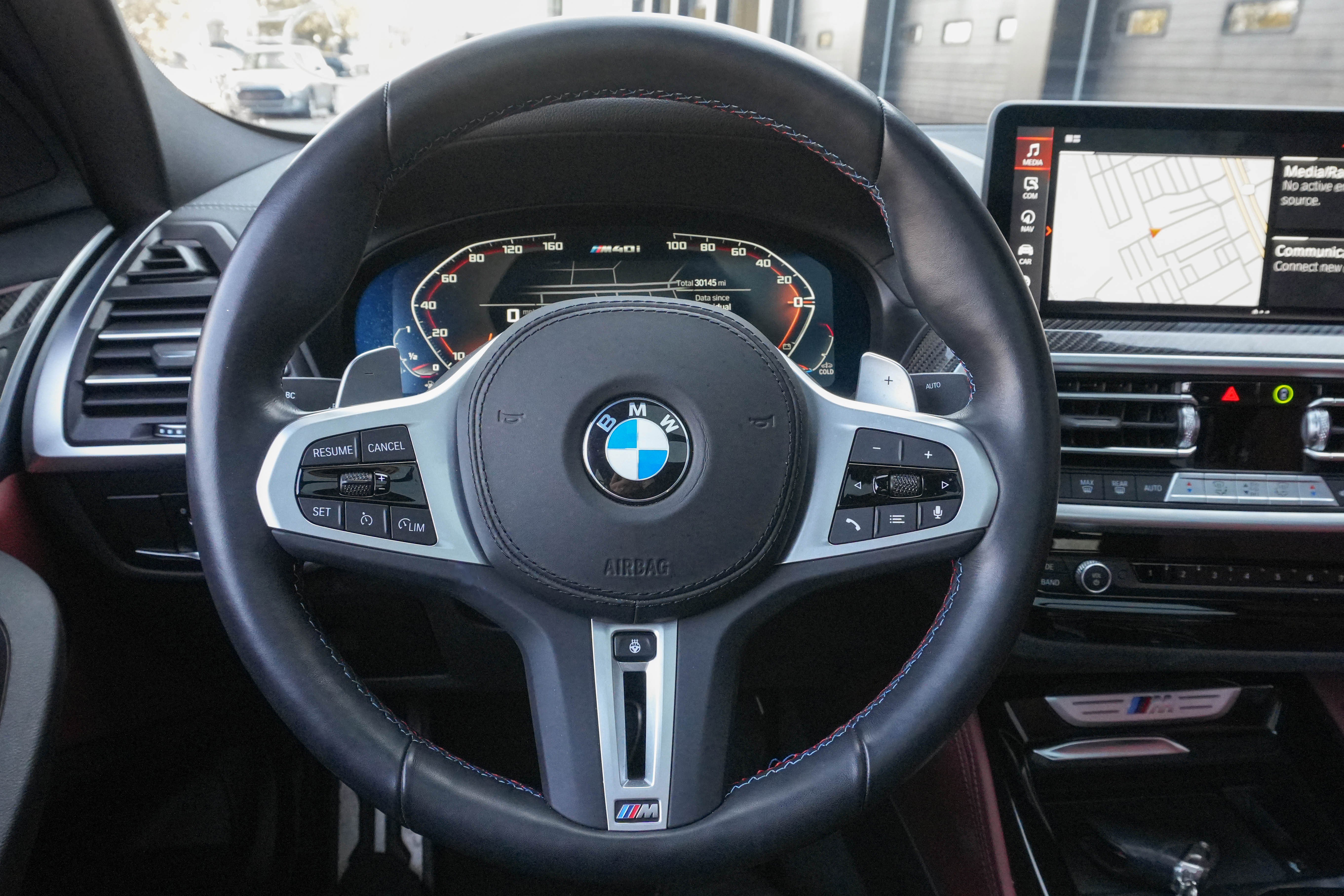 Certified 2024 BMW X4 M40i w/ Premium Package image 18