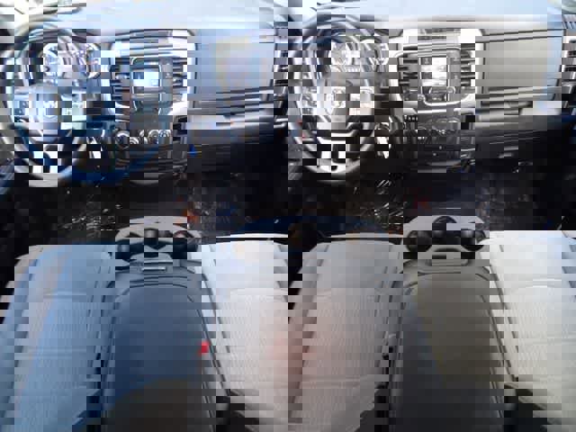 Used 2024 RAM 1500 Classic SLT image 10