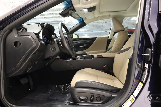 Used 2019 Lexus ES 350 w/ Premium Package image 12