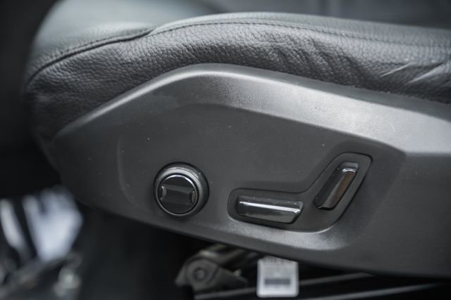 Used 2024 Volvo XC60 B5 Plus w/ Protection Package Premier AWD/4WD image 36