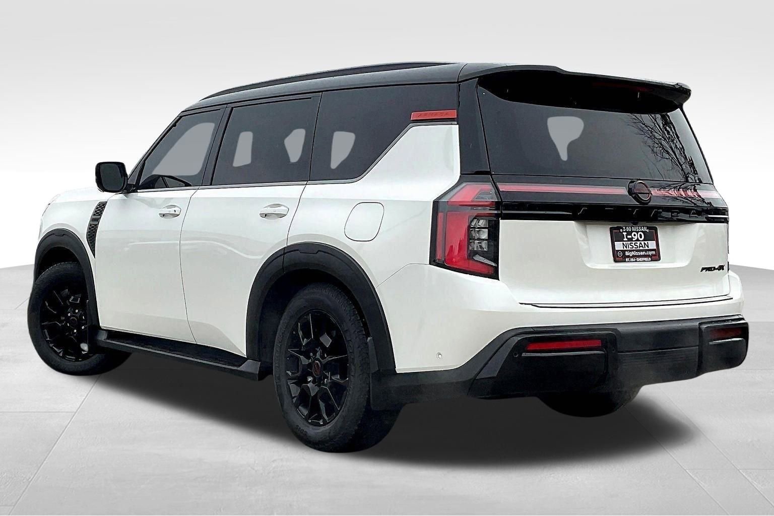 Used 2025 Nissan Armada PRO-4X w/ Pro-4X Premium Package image 21