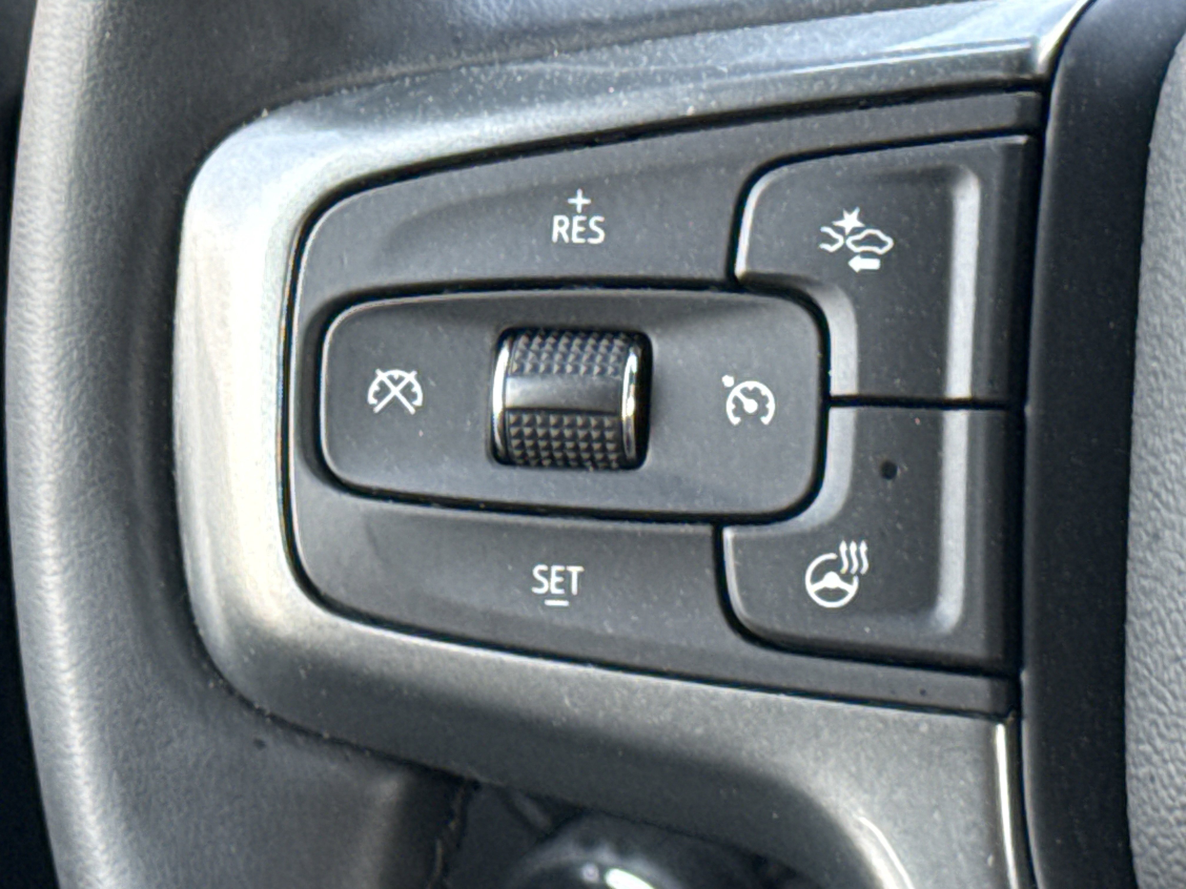 Used 2024 Chevrolet Tahoe Z71 w/ Z71 Off-Road Package image 19